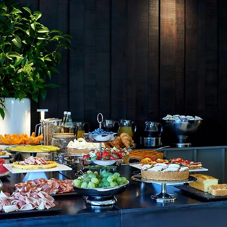 Otel Delparco 4*