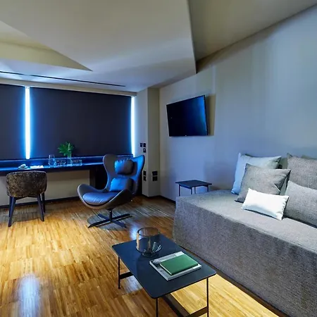 Delparco Hotel 4*